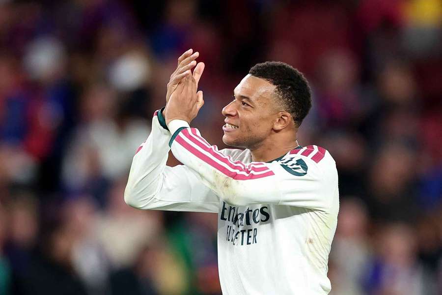 Mbappé, centro de la polémica en China y con LaLiga Mbappé, centro de la polémica en China y con LaLiga