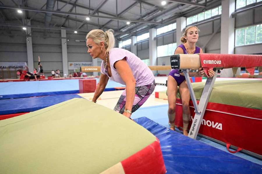 Camelia Voinea și Sabrina Voinea