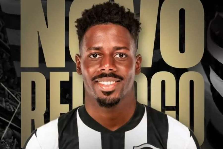 Botafogo chegou a anunciar oficialmente o lateral