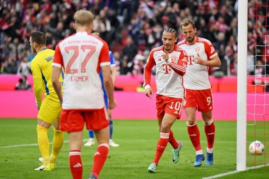 Sané fez dois gols e deu uma assistência contra o Darmstadt