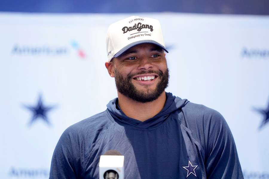 Dak Prescott ha firmado un contrato gordo con los Cowboys