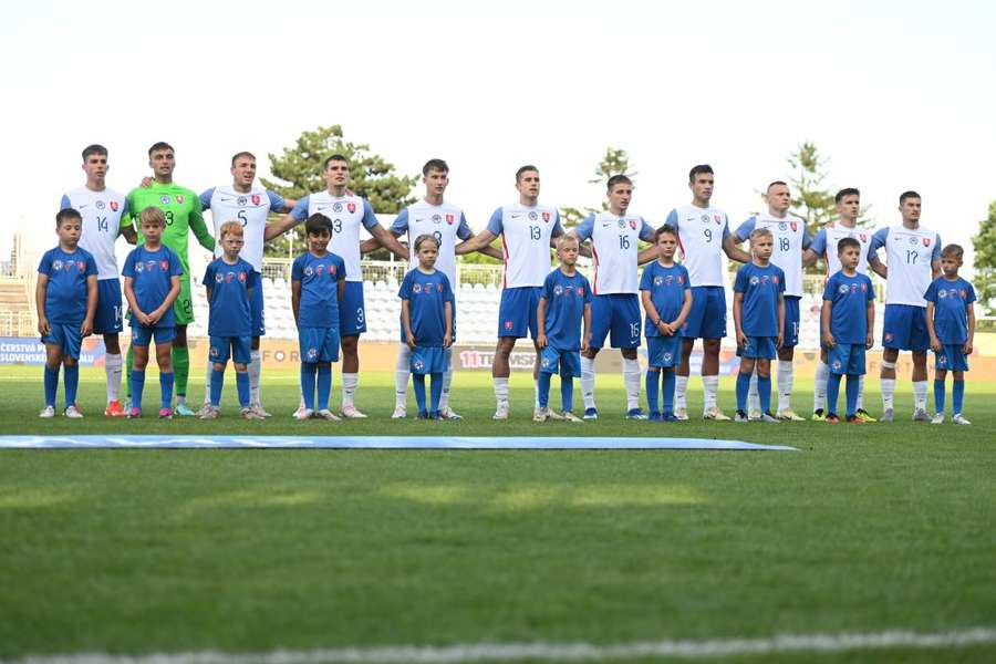 Reprezentanti do 21 rokov sa predstavia svojim fanúšikom v Nitre a Dunajskej Strede.