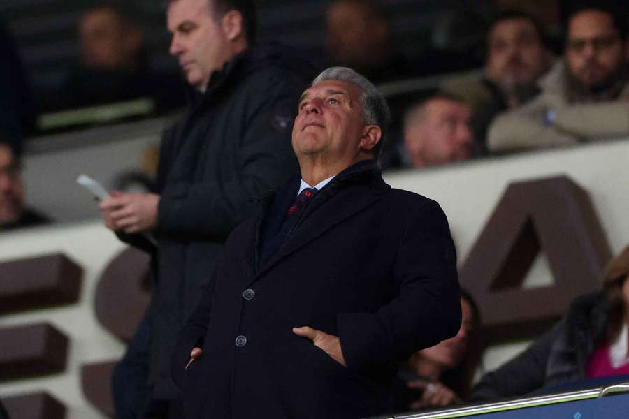 Laporta declara mercado do Barcelona encerrado