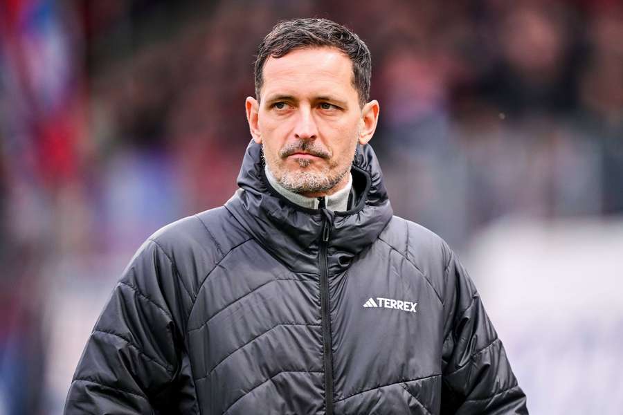 Dino Toppmöller ist krank.