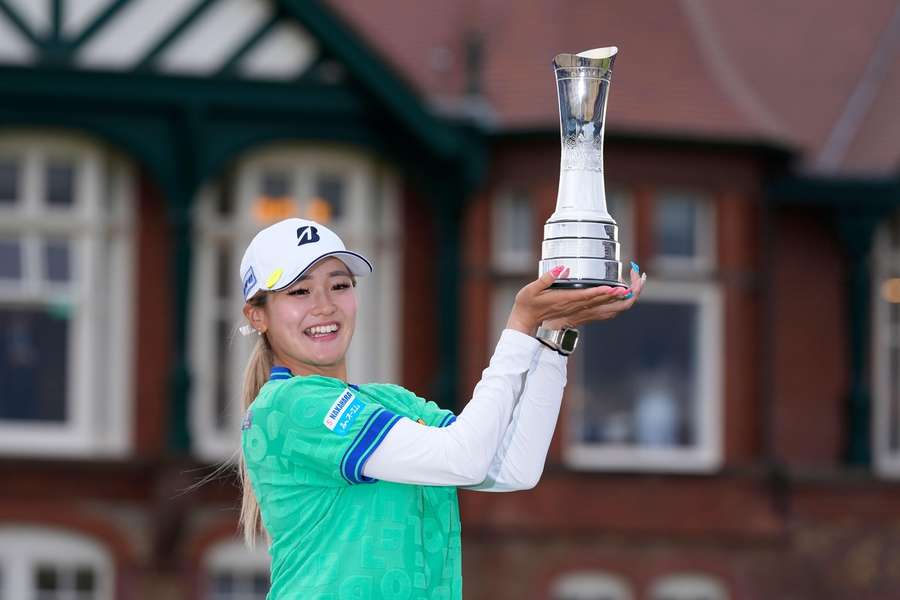 Japan's Kuwaki wins women's British Open to clinch first major title Japan's Kuwaki wins women's British Open to clinch first major title