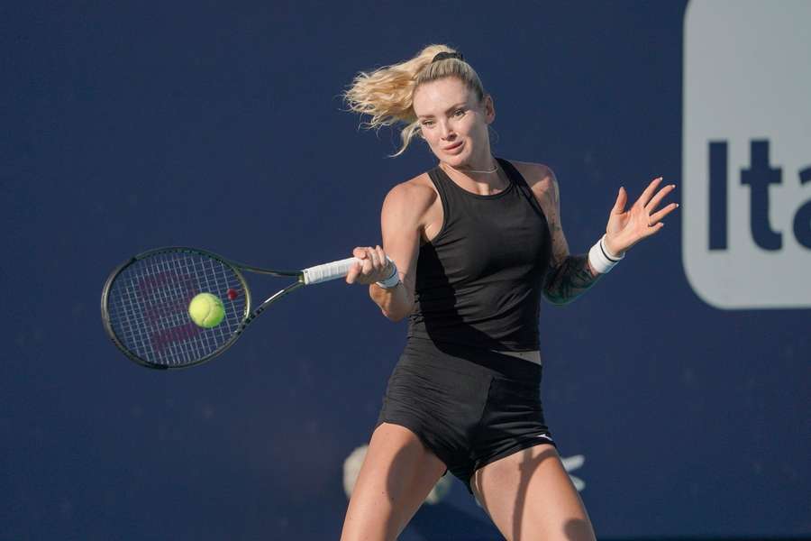 Martincová si v semifinále poradila s Ponchetovou.