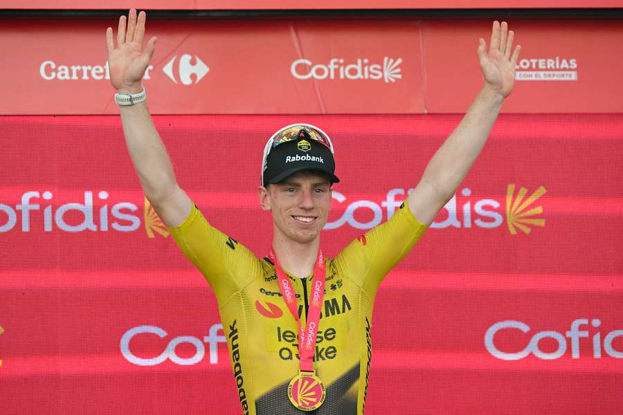 Matthew Brennan remporte la 17e étape, Mas reste en rouge Matthew Brennan remporte la 17e étape, Mas reste en rouge