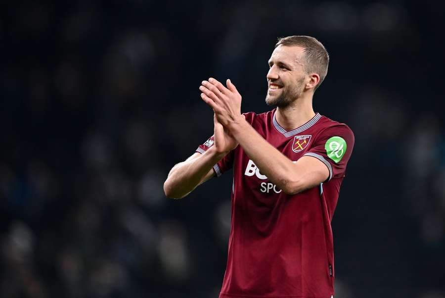 O Tomáše Součka je zájem v Turecku. O Tomáše Součka je zájem v Turecku.