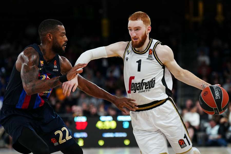 Eurolega: una Virtus perfetta sbanca il Palau di Barcellona 83-75