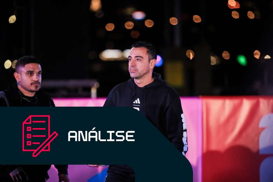 Xavi marca presença no evento de apresentação da bola oficial do Mundial-2026