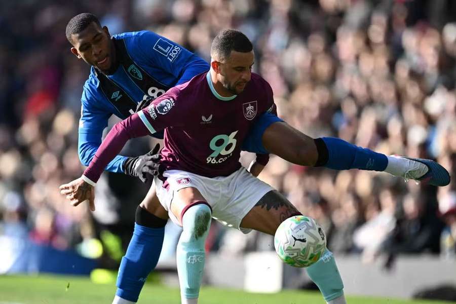 Kyle Walker em ação diante do Bournemouth