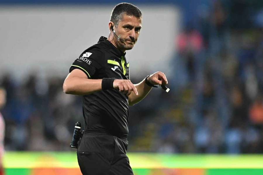 Adrian Cojocare va arbitra FCSB - U Cluj