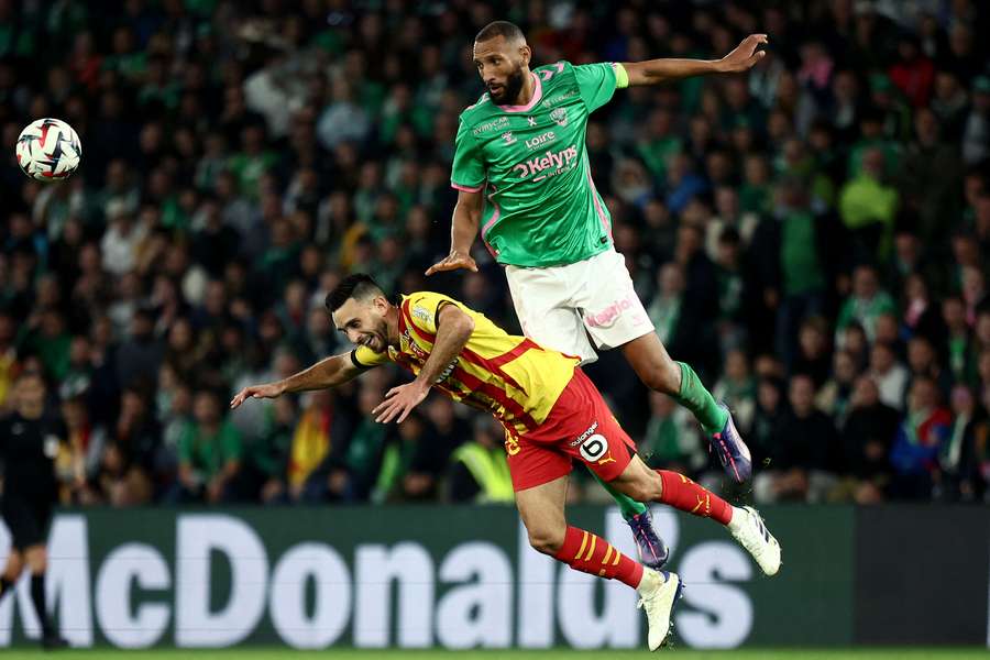 Yunis Abdelhamid contre Lens