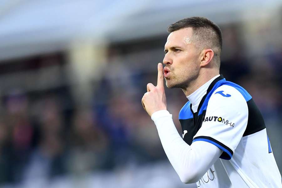 Josip Iličić playing for Atalanta in 2020