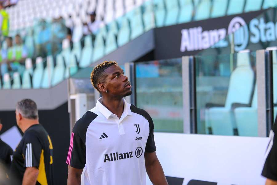 Pogba takes a walk through the Allianz Stadium