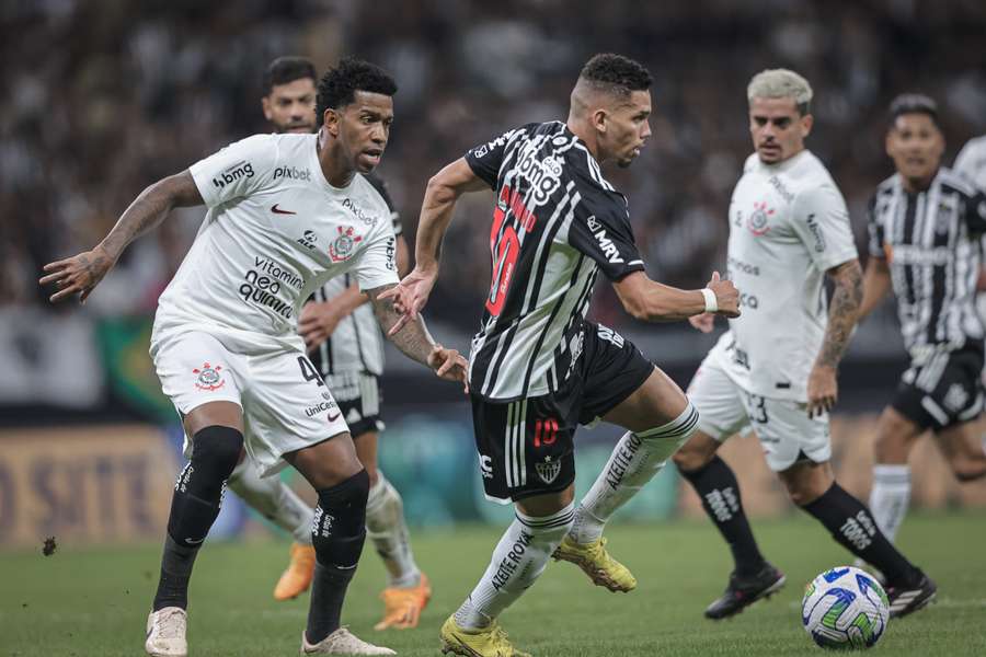 Atlético venceu Corinthians na ida da Copa do Brasil, mas Timão avançou