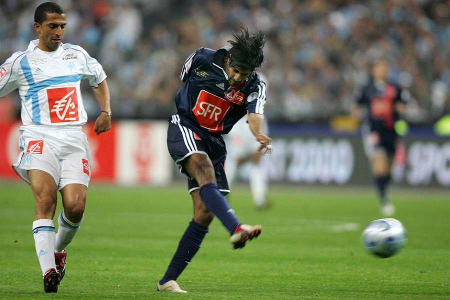 Le but de Vikash Dhorasoo face à l'OM, un classique du football français. 