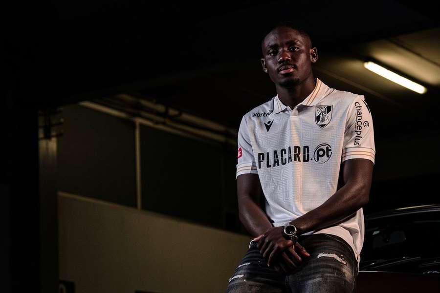 Beni Mukendi foi inscrito na Liga Conferência