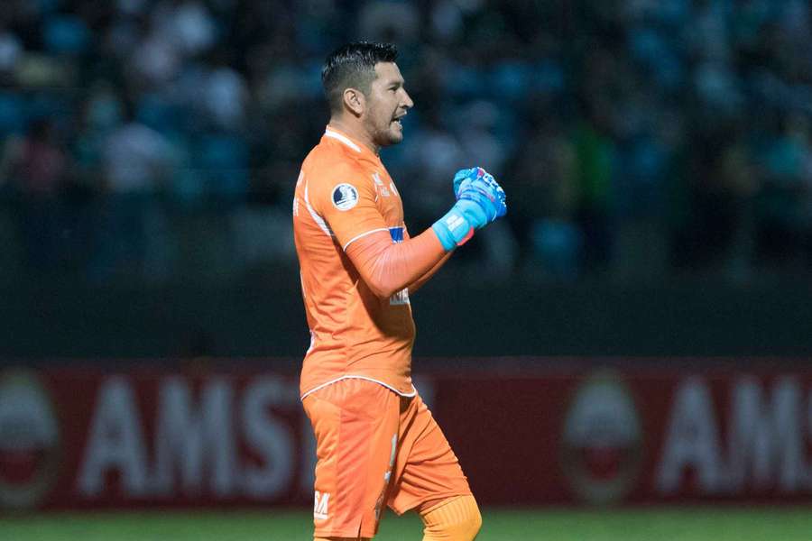 Se entrega el exfutbolista del Deportivo Cali Víctor Centurión, acusado de narcotráfico