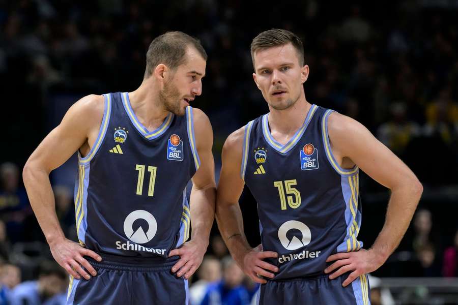 Matt Thomas (l.) und Martin Hermannsson (r.)