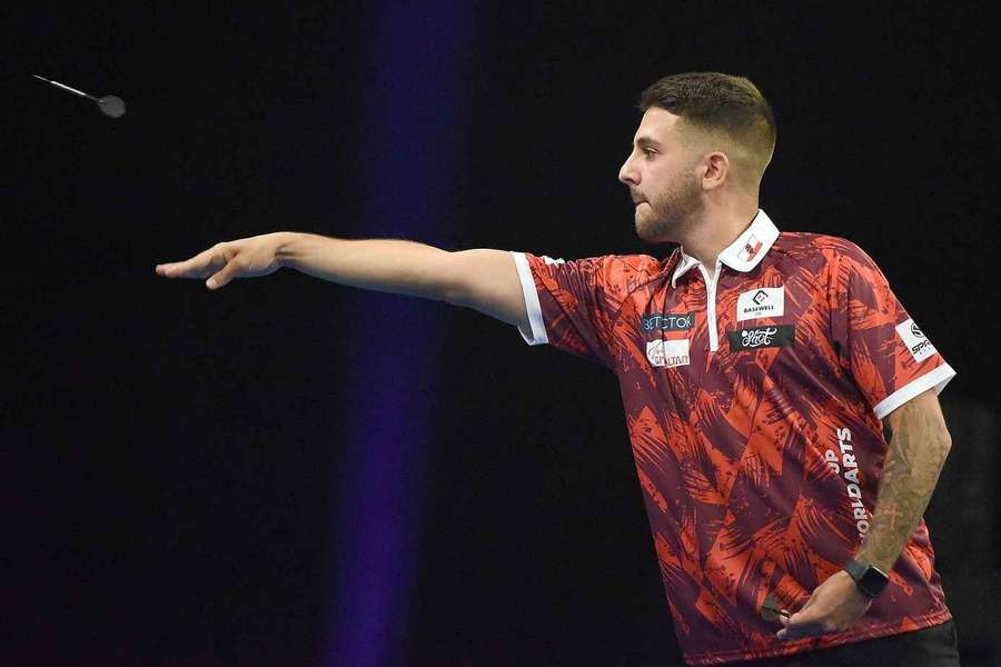 Das gibraltische Duo Craig Galliano und Justin Hewitt nimmt Ugandas Platz in Gruppe D ein Das gibraltische Duo Craig Galliano und Justin Hewitt nimmt Ugandas Platz in Gruppe D ein