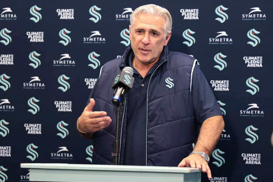 Francis v barvách Seattlu. Francis v barvách Seattlu.