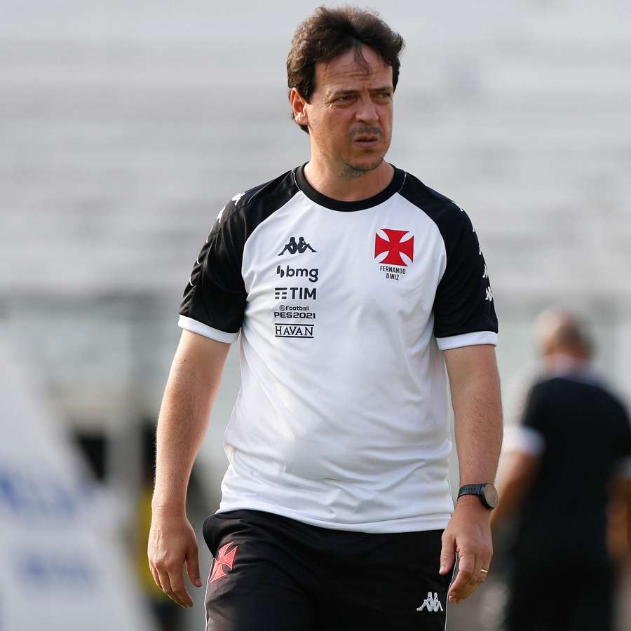 Diniz foi técnico do Vasco em 12 partidas de 2021