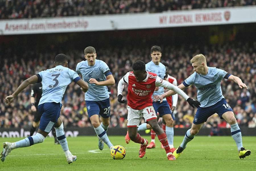 Arsenal a terminat la egalitate cu Brentford pe teren propriu (1-1)