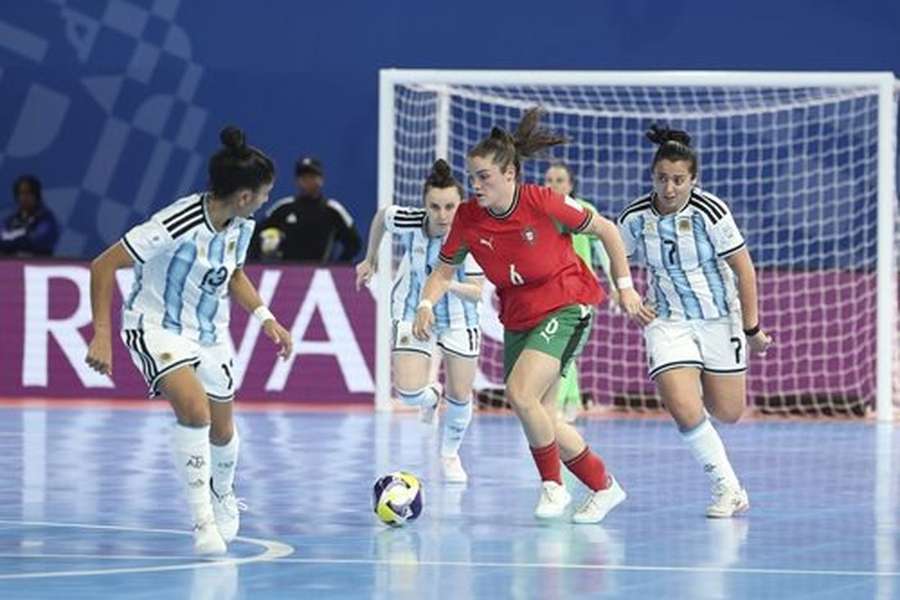 Portugal goleou a Argentina por 1-7 nas meias-finais