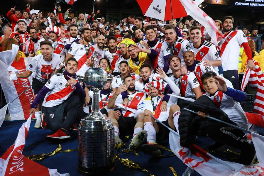 O River Plate foi o último a se consagrar tetracampeão da Libertadores O River Plate foi o último a se consagrar tetracampeão da Libertadores