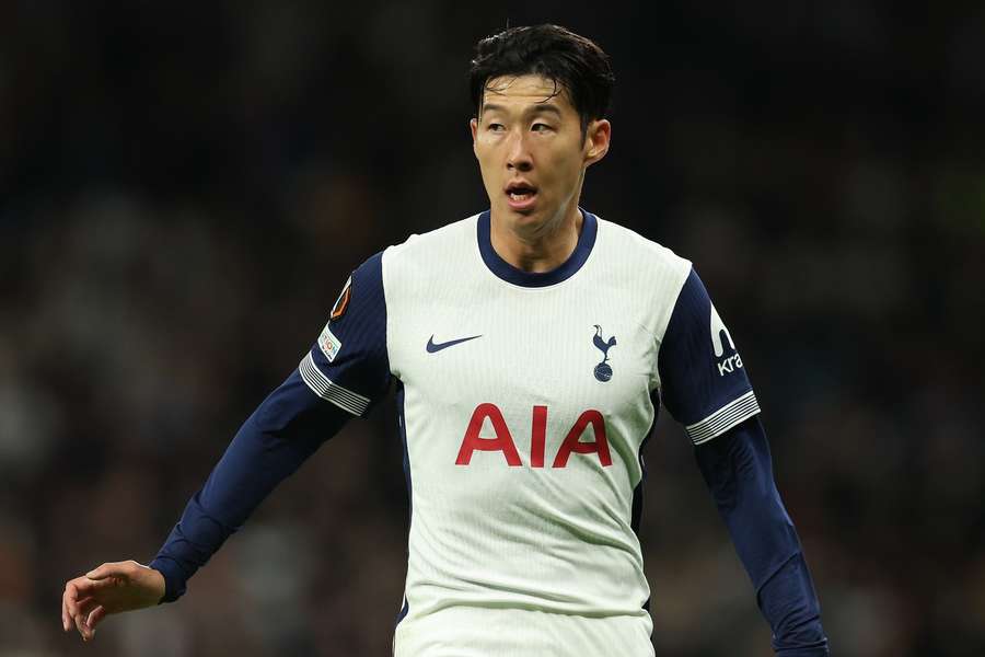 Spurs skipper Son in race to recover from injury for Man Utd clash