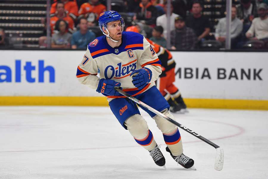 Connor McDavid on the ice for the Oilers