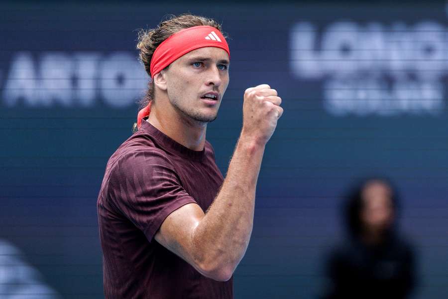 Alexander Zverev steht unter den letzten 16 Spielern.
