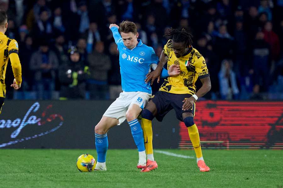 Una fase di Napoli-Inter dell'anno scorso