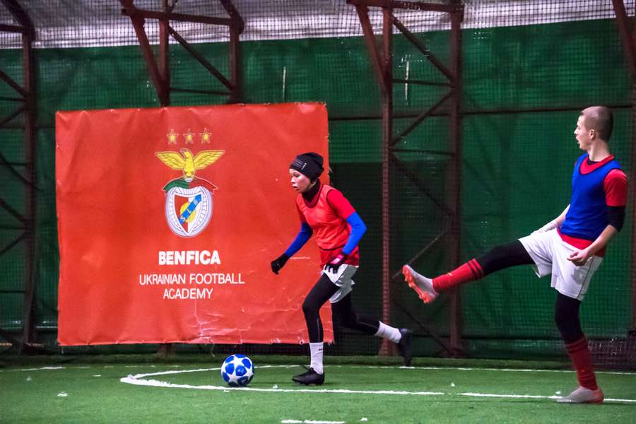 A academia de futebol do Benfica na Ucrânia