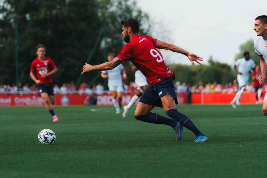Olivier Giroud ao serviço do Lille