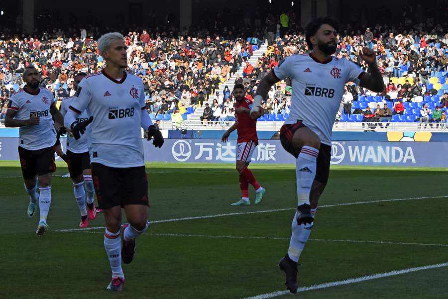 Gabigol celebra uno de sus goles