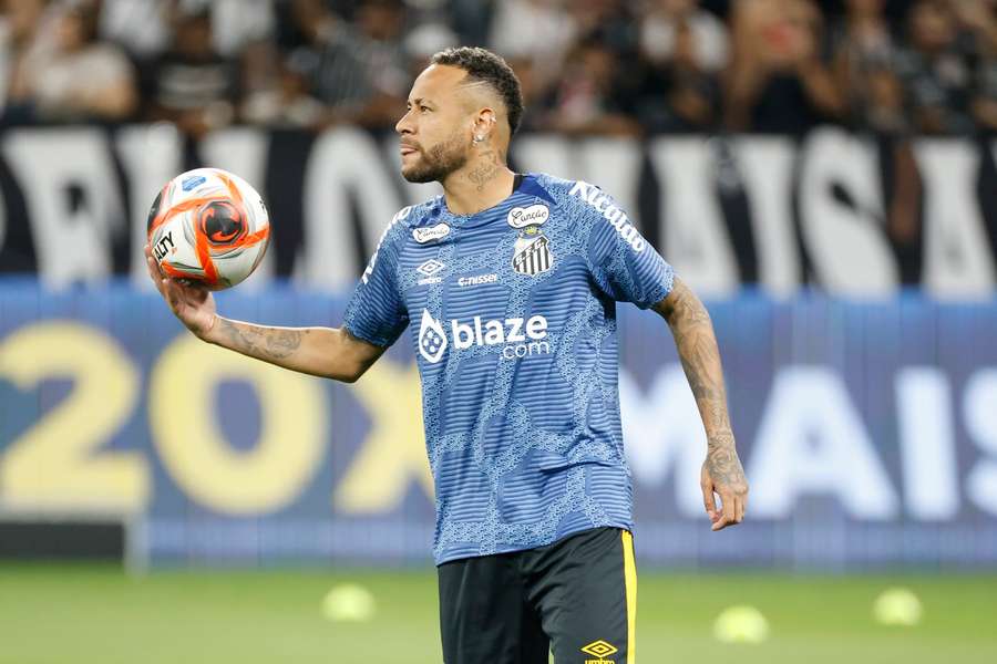 Brazilec Neymar prý sní o návratu do Barcelony.