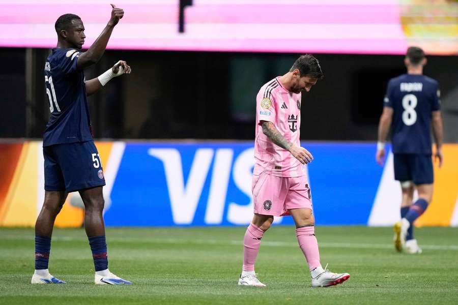 Keine Chance für Messi: Starkes PSG im Viertelfinale
