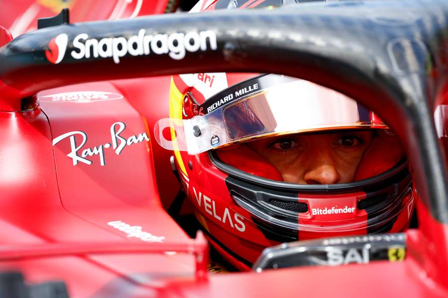 Ferrari drivers Leclerc and Sainz put their lack of speed in Mexico down to the high altitude 