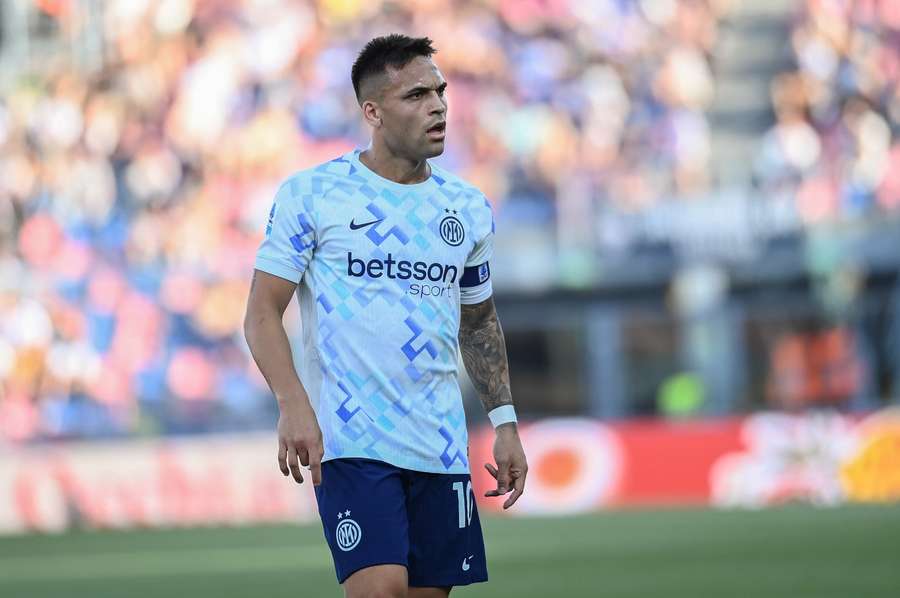 Atacantul Lautaro Martinez (Inter Milano), în vizorul echipei FC Barcelona Atacantul Lautaro Martinez (Inter Milano), în vizorul echipei FC Barcelona
