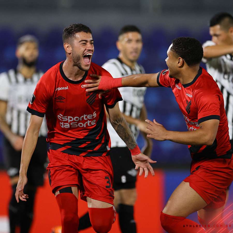 Athletico pega o Flamengo em duelo de rubro-negros