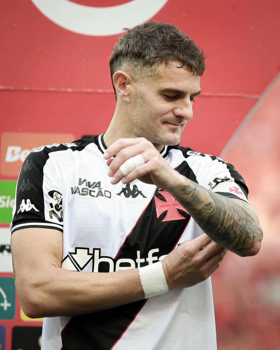 Vegetti segue como a principal referência do ataque do Vasco