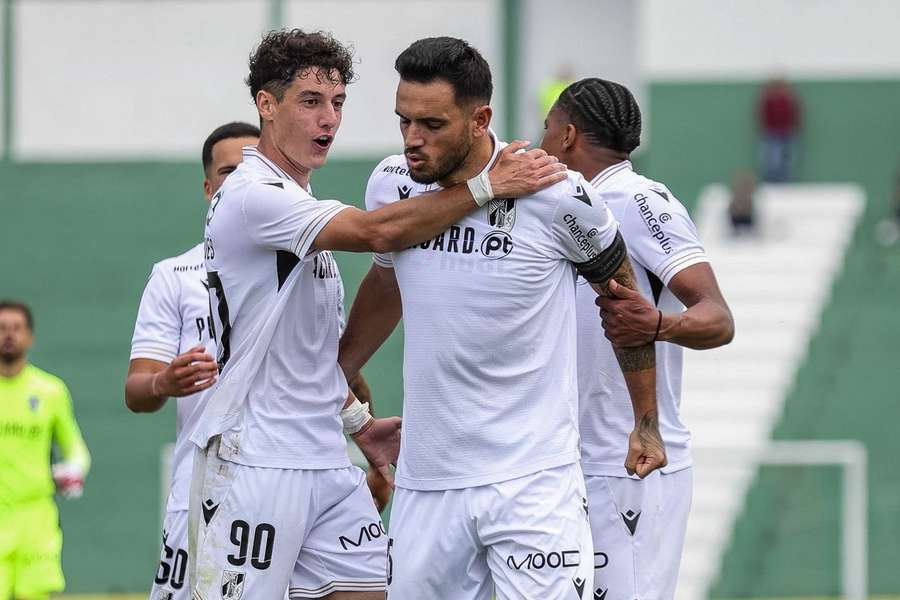 Vitória SC B sobe à Liga 3 