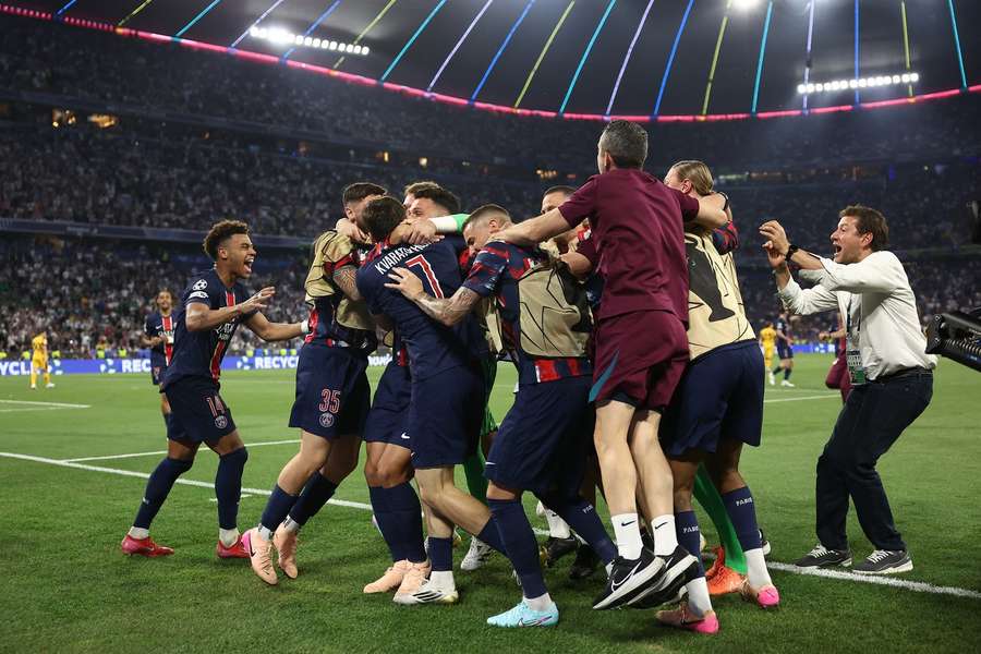 PSG celebrate against Inter
