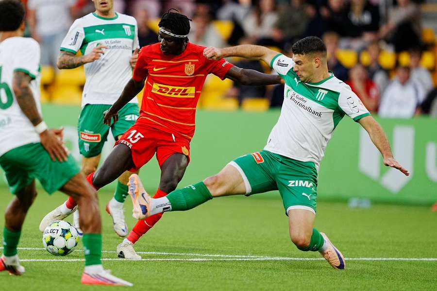 St. Gallens Jozo Stanic tries to block a shot from FC Nordsjaelland's Stephen Acquah St. Gallens Jozo Stanic tries to block a shot from FC Nordsjaelland's Stephen Acquah
