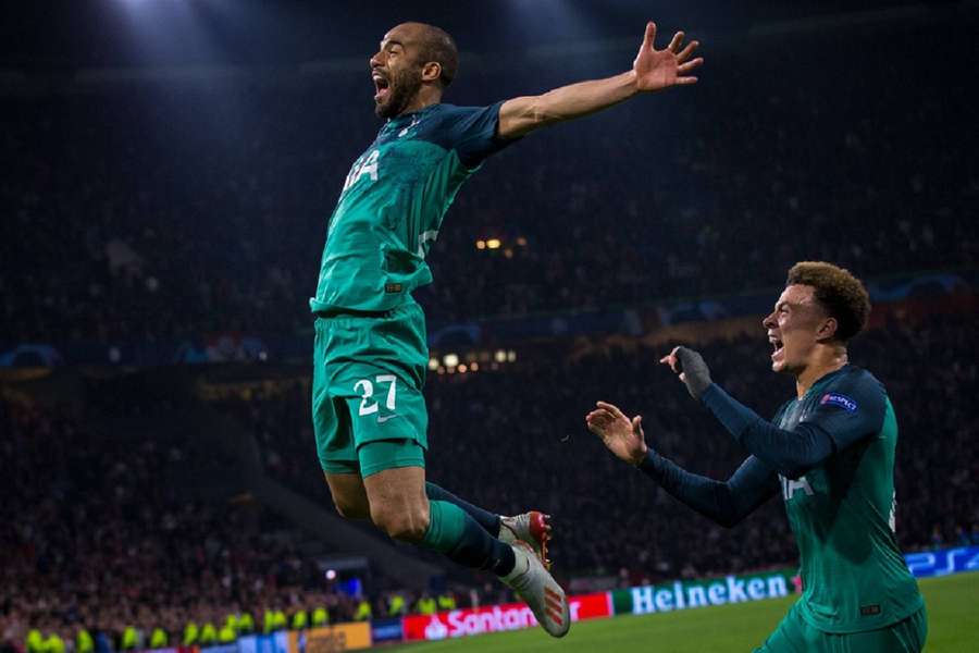 Lucas Moura viert die goal tegen Ajax waar veel Amsterdammers niet meer aan herinnerd willen worden 