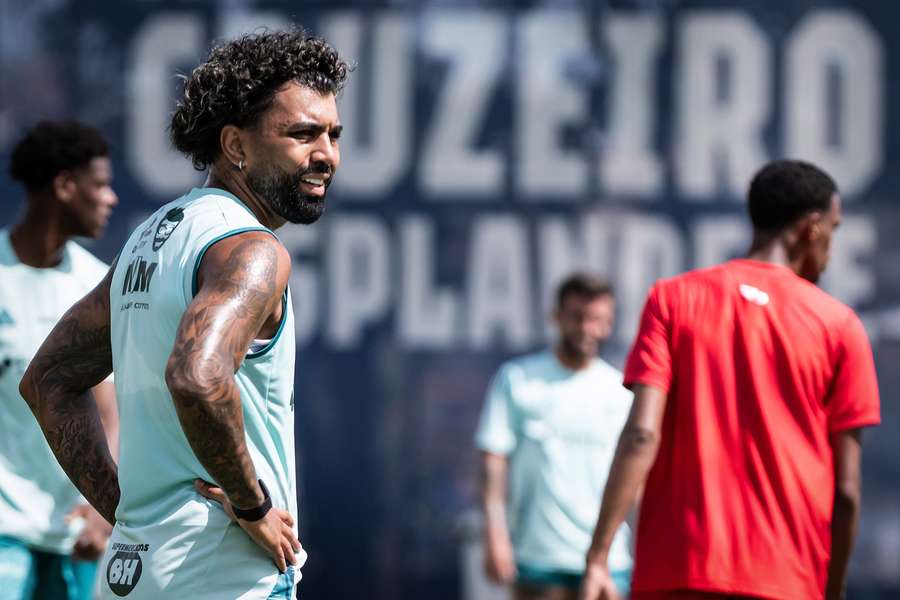 Gabriel Barbosa vem se destacando nos jogos-treino do Cruzeiro