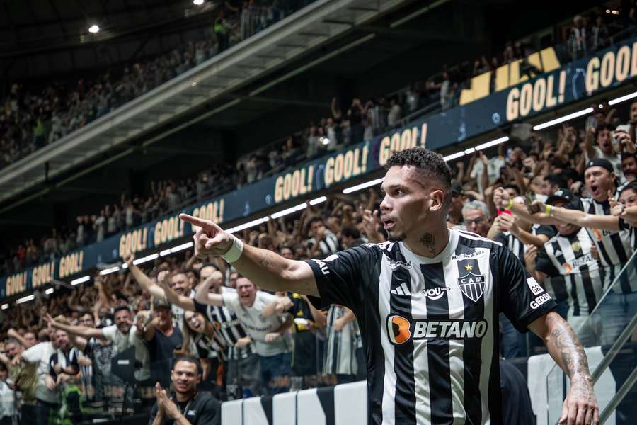 Paulinho fez 50 golos com a camisola do Atlético-MG