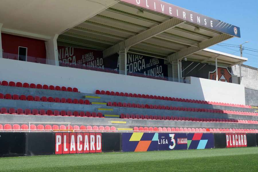 Oliveirense, atualmente na Liga 3, é a dona do Estádio Carlos Osório